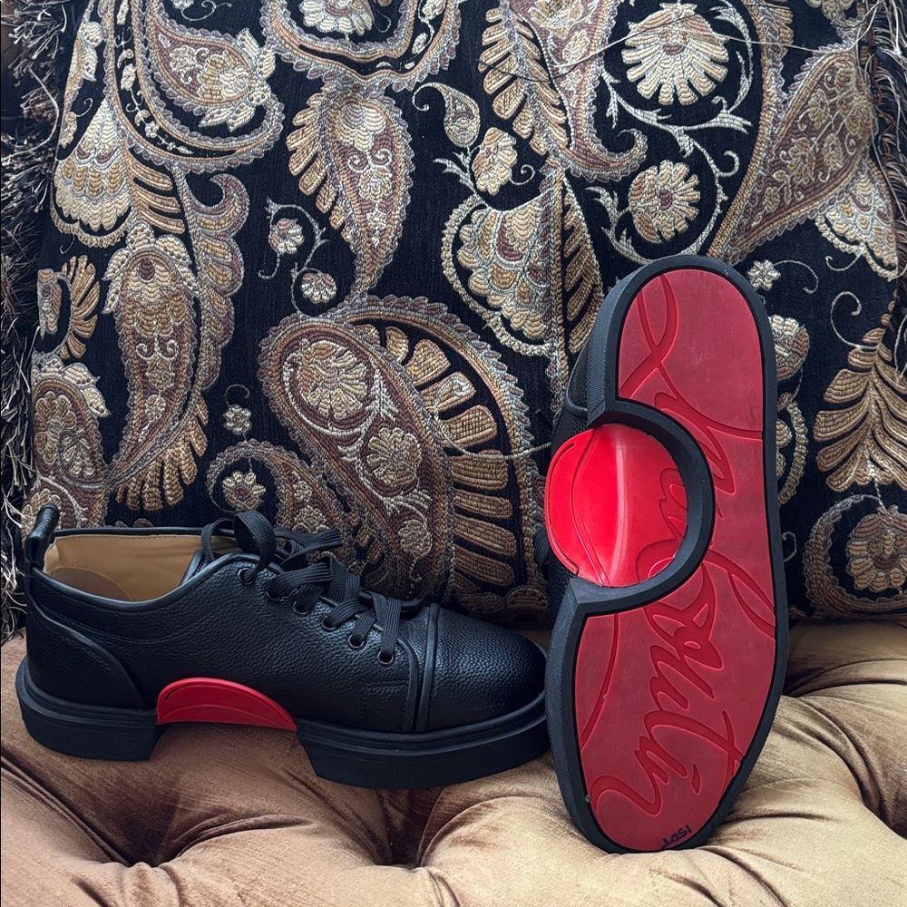 Christian Louboutin Adolon Junior black low-top sneakers - Picture 9 of 11
